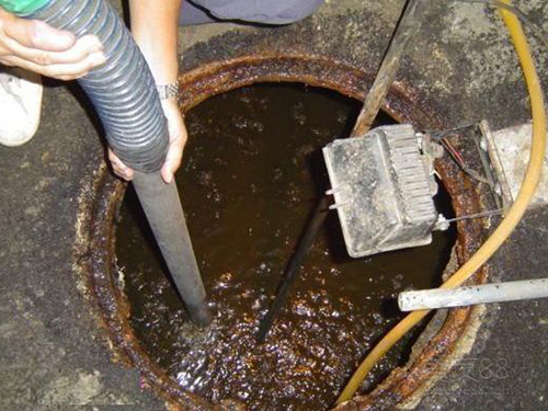 中堂镇隔油池清理